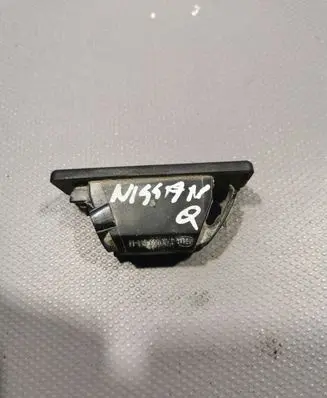 Nissan Qashqai Number plate light
