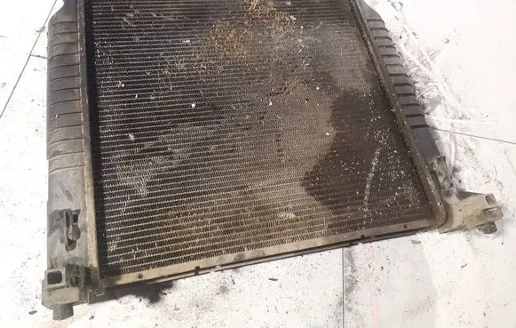 Coolant radiator