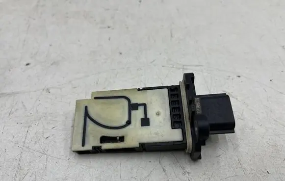 Renault Master III Mass air flow meter 93450753 5wk98504