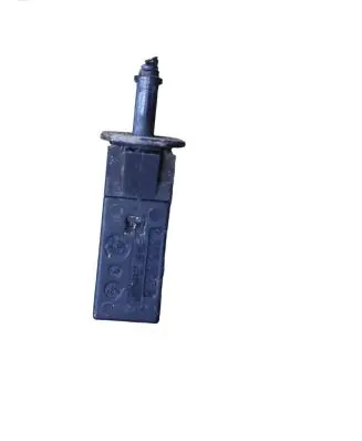 BMW 5 E60 E61 Fuel tank opening switch 82289392