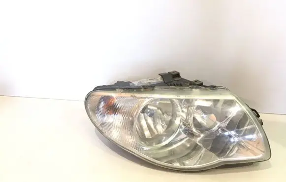 Chrysler Voyager Headlight/headlamp 04857830ACI