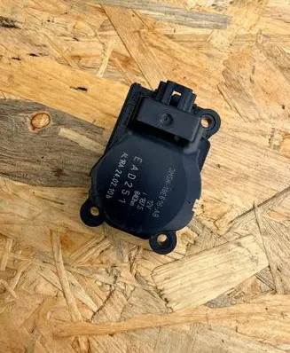 Ford Mondeo MK IV Air flap motor/actuator 3M5H19E616AB