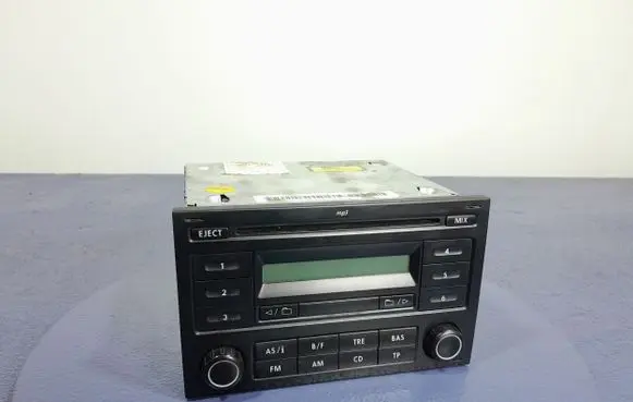 Seat Alhambra (Mk1) Radio/CD/DVD/GPS head unit 5Z0035152A