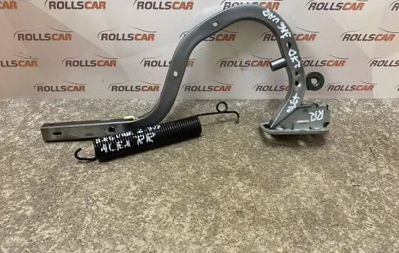 Jaguar S-Type Tailgate/trunk/boot hinge 12005