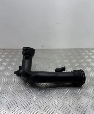Volkswagen PASSAT B6 Intercooler hose/pipe 1K0145762AD 1K0145770D