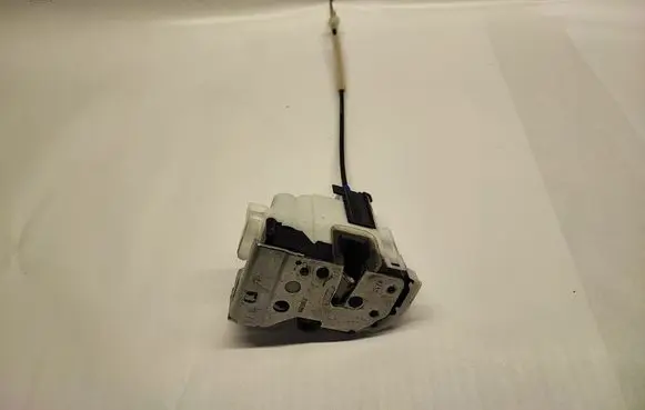 Front door lock