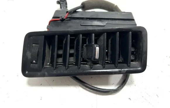 Audi A8 S8 D3 4E Rear air vent grill 4E0819703C