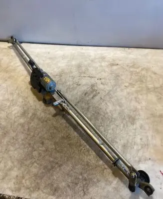 Front wiper linkage