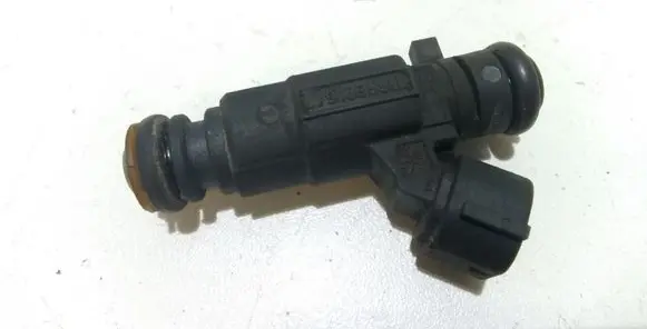 Audi A8 S8 D3 4E Fuel injector 079133551B 0280156180