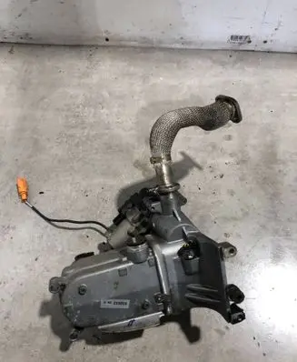 Audi A6 S6 C6 4F EGR valve cooler 059131515R