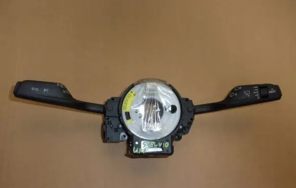 Alfa Romeo Stelvio Wiper turn signal indicator stalk/switch 01561468460