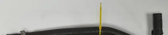 Mercedes-Benz S W220 Engine coolant pipe/hose A2208320394