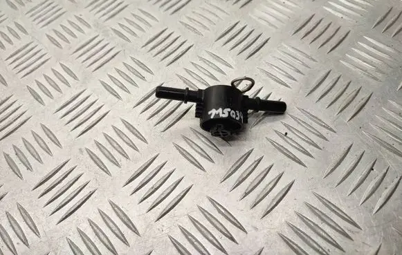 Nissan Qashqai Fuel filter housing