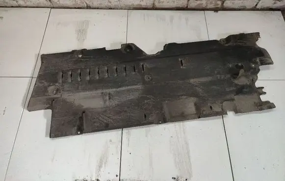 Mazda 6 Engine splash shield/under tray 