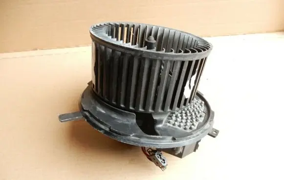 Volkswagen PASSAT B6 Heater fan/blower 3C0907521 1K1820015D 40545