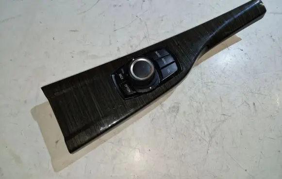 BMW 3 F30 F35 F31 Head unit multimedia control 033623101