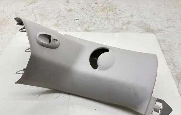 (C) pillar trim
