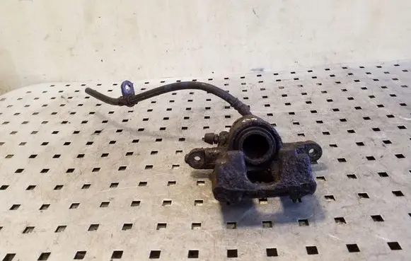 Honda CR-V Rear brake caliper