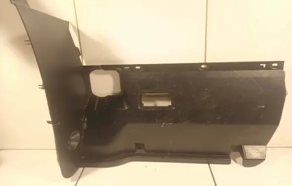 BMW 5 E60 E61 Dashboard lower bottom trim panel 7110031 141218