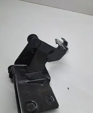 Volkswagen PASSAT B8 ABS pump bracket 5Q1614235 2815