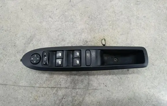 Citroen C4 II Quarter vent window switch 96669830ZD
