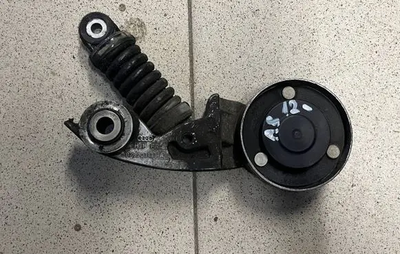Audi A8 S8 D3 4E Generator/alternator belt tensioner 079903133A