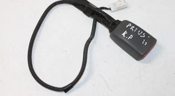 Toyota Prius (XW20) Front seatbelt buckle