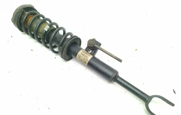 BMW 5 F10 F11 Front shock absorber with coil spring 6863887 F11V058BL 814904009291