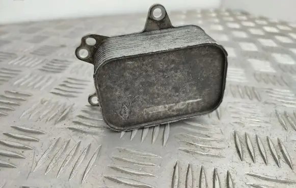 Citroen Jumpy Oil filter mounting bracket