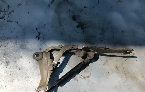 Mini One - Cooper Coupe R56 Engine bonnet/hood hinges 2751203