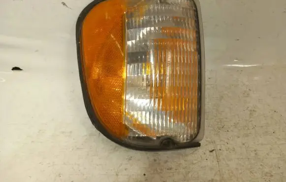 Ford Econoline Front indicator light