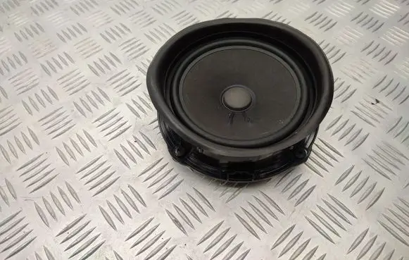 Skoda Octavia Mk3 (5E) Front door speaker 5E0035411C