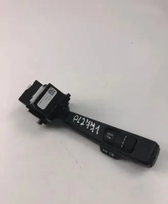 Volvo V40 Indicator stalk 31394001