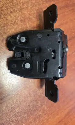 Buick Encore I Tailgate/trunk/boot lock/catch/latch 13587640