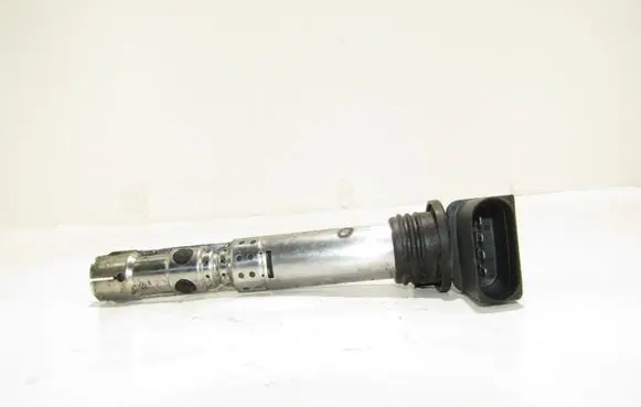 Volkswagen Fox High voltage ignition coil 0040102059
