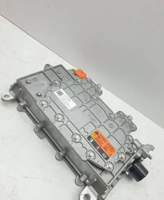Chevrolet Volt II Voltage converter inverter 691103980 1116006XG 24280796