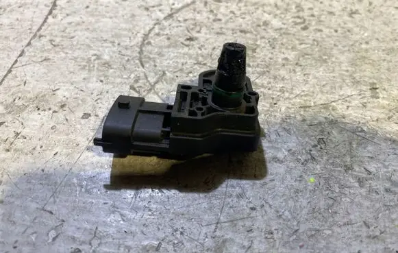 Chevrolet Cruze Air pressure sensor 0281006052 1107053D01 55568176