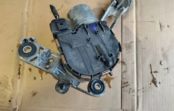 Wiper motor
