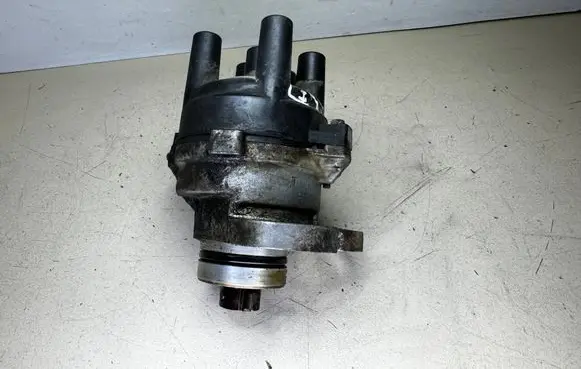 Mazda 323 Spark distributor T2T53171 BP021821Q3 BP021821