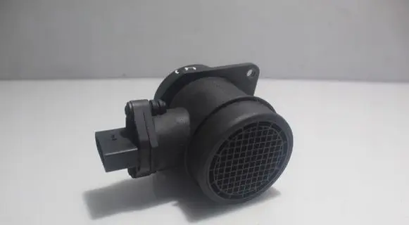 Skoda Octavia Mk1 (1U) Mass air flow meter 0280218063