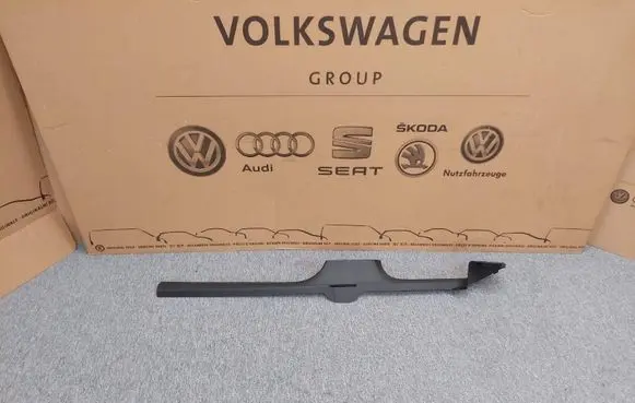 Volkswagen PASSAT B8 Front sill trim cover 3G0853372G