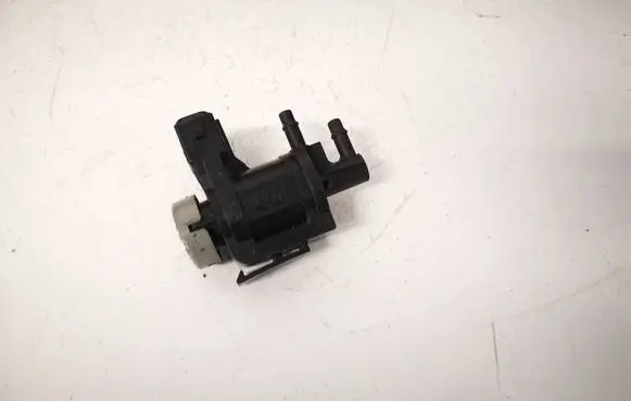 Volkswagen PASSAT B5.5 Turbo solenoid valve 1J0906283A