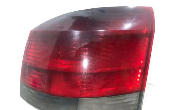 Opel Signum Rear/tail lights 13191350 11102004 377004
