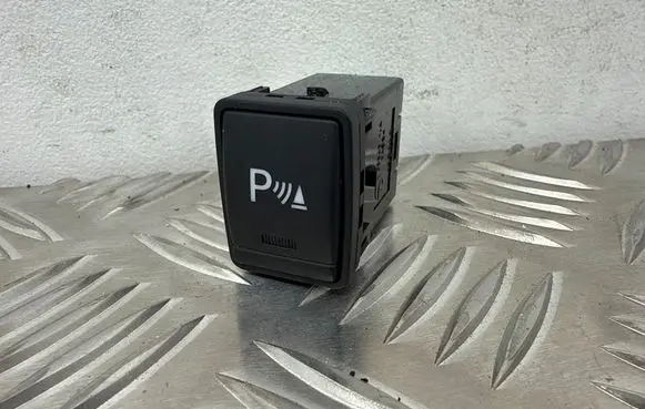 Nissan Qashqai Parking (PDC) sensor switch 4EA0A 08349