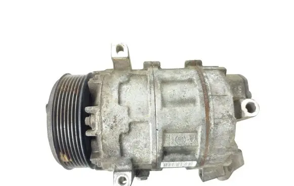 Renault Trafic III (X82) Air conditioning (A/C) compressor (pump) 8200848916B