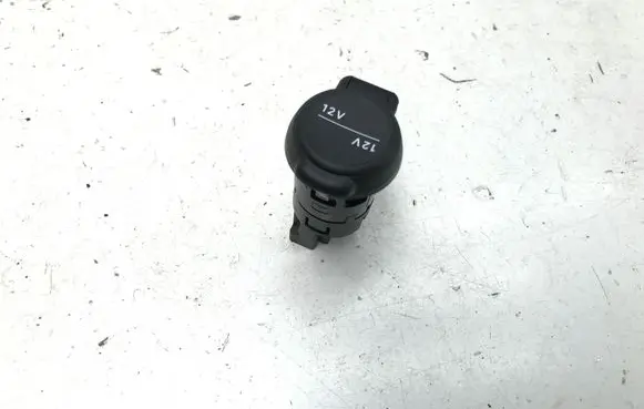 Peugeot 3008 III 12 V Socket (front) 9852059480