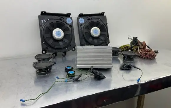 BMW 5 E60 E61 Audio system kit 9144202