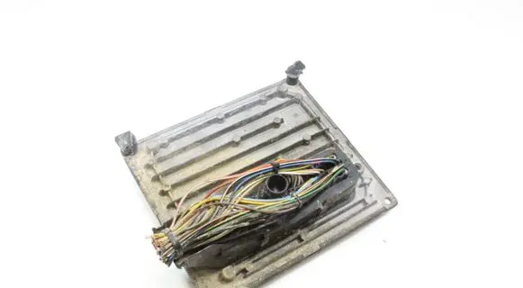 Ford Fiesta Engine control unit/module 6S6112A650FF