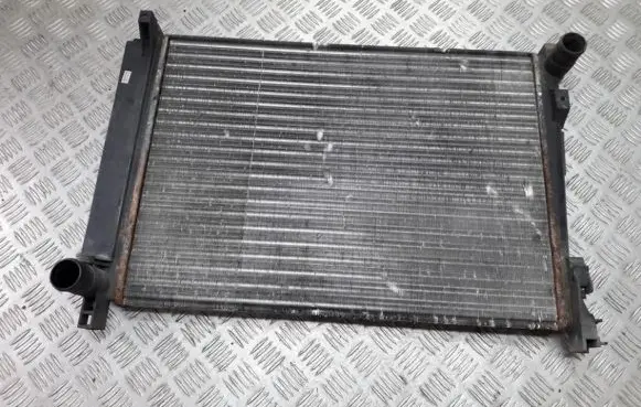 Chrysler Voyager Coolant radiator