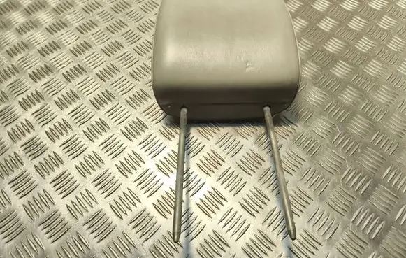 Chrysler Pacifica Front seat headrest 